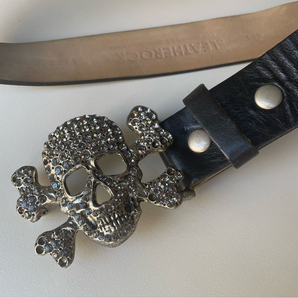 Skull Crossbones Belt - Picture 5 of 12